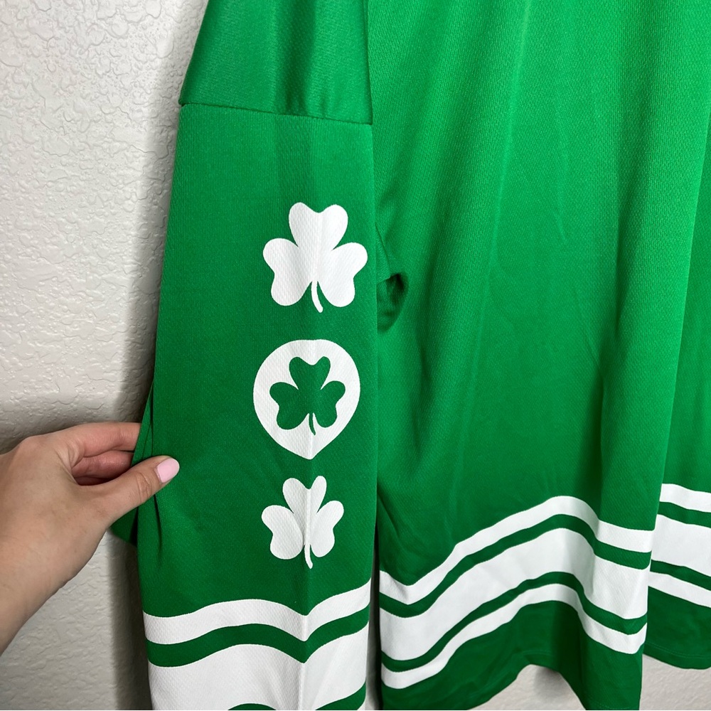 St. Patrick’s Day Green Drink Up Shamrock Graphic Jersey Shirt Unisex Oversized - Picture 7 of 8